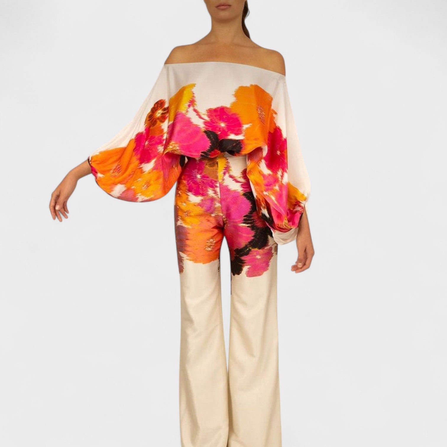 Zoria – Elegancki komplet dwuczęściowy z falistym nadrukiem